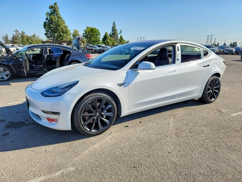 2018 TESLA Model 3