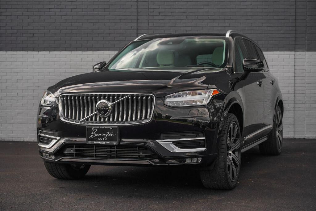 2020 VOLVO XC90