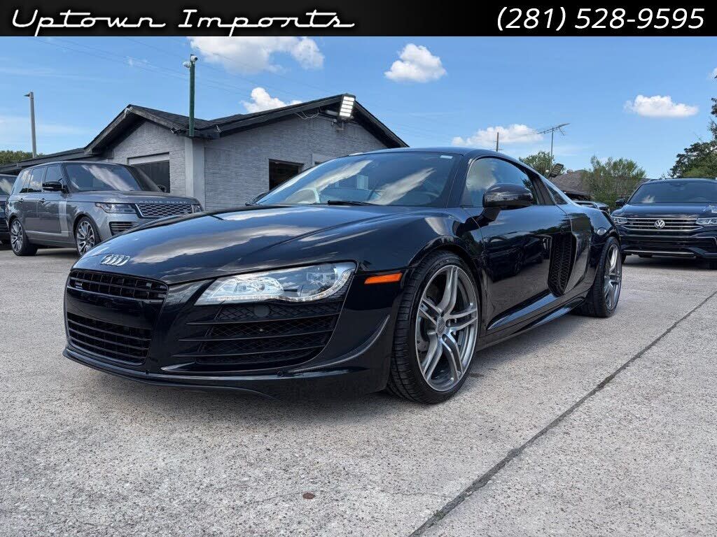 2012 AUDI R8