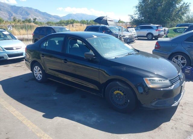 2012 VOLKSWAGEN Jetta