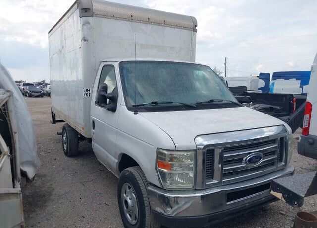 2016 FORD E-350