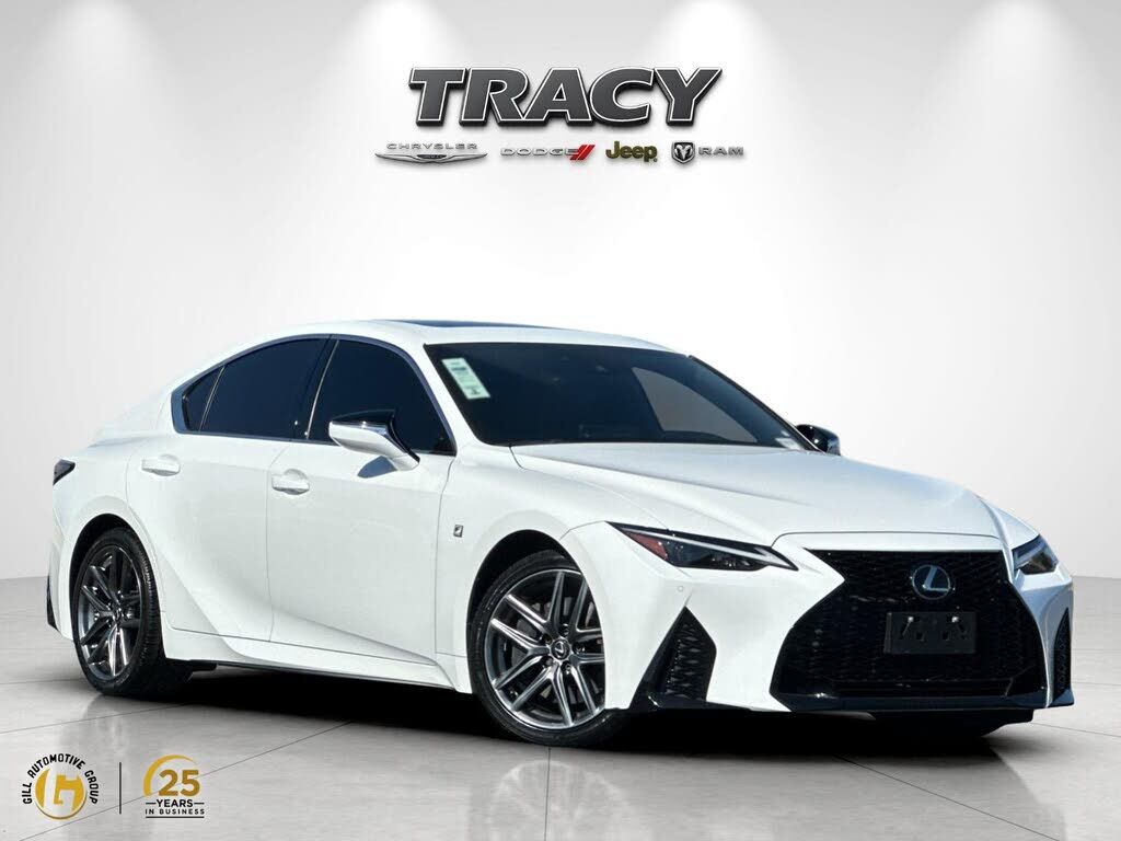 2023 LEXUS IS