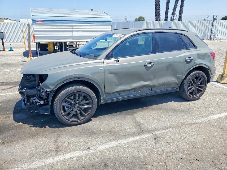 2025 AUDI Q3
