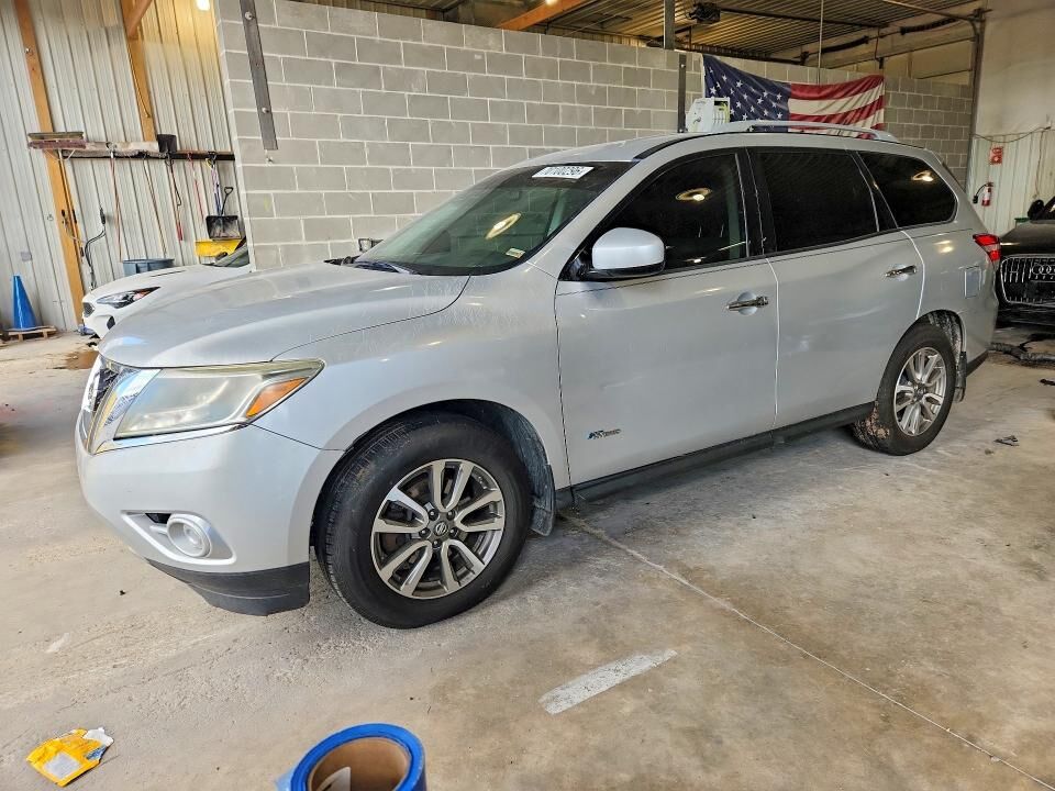 2014 NISSAN Pathfinder
