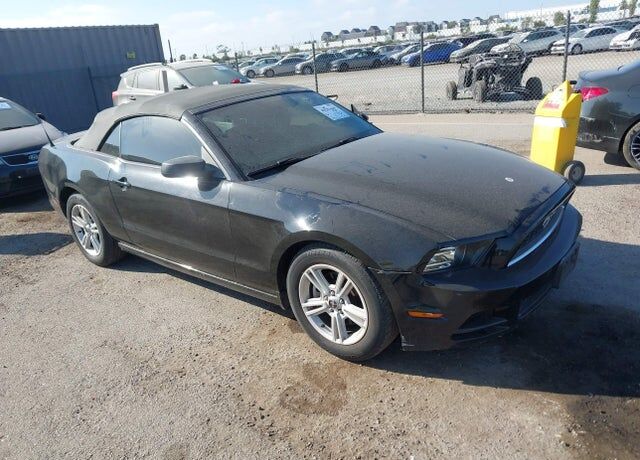 2014 FORD Mustang