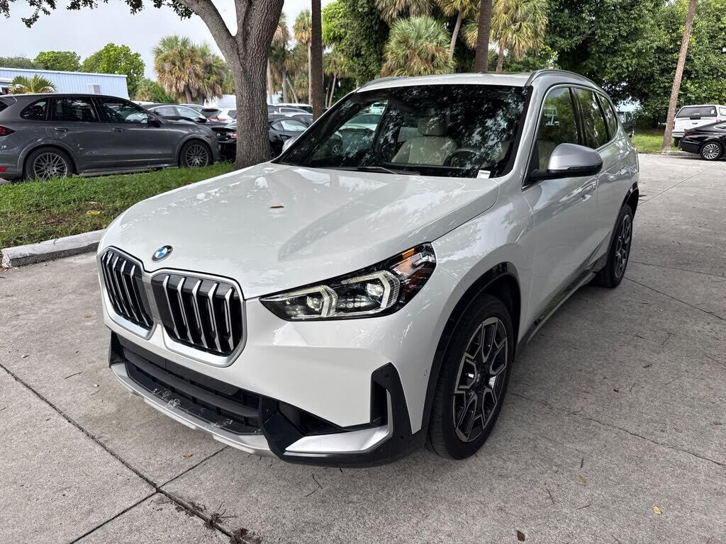 2023 BMW X1