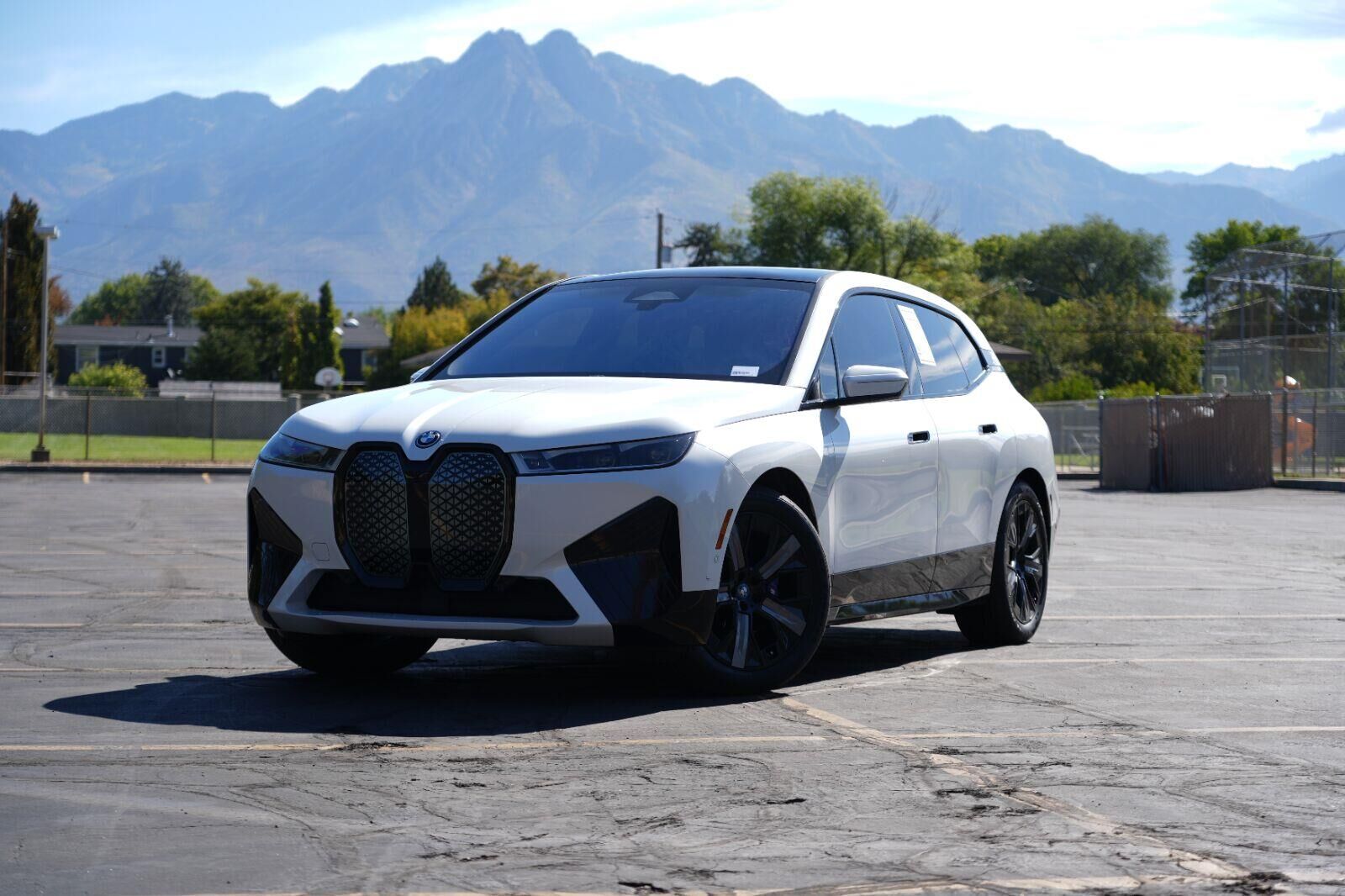 2024 BMW ix