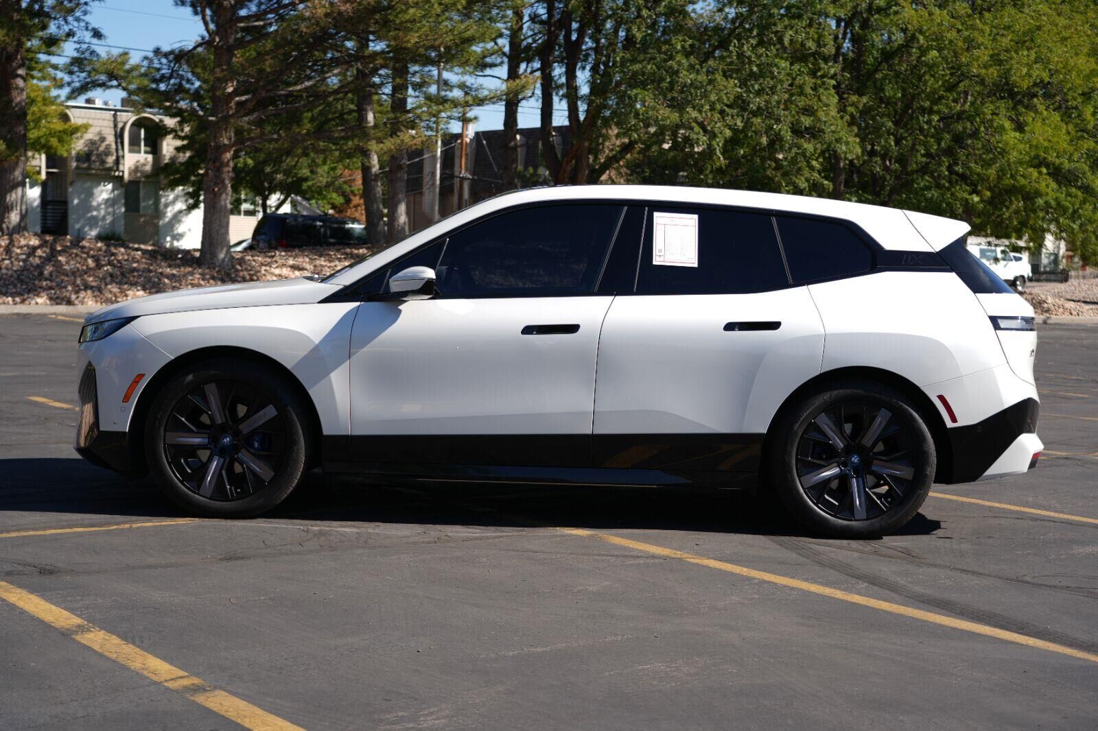 2024 BMW iX