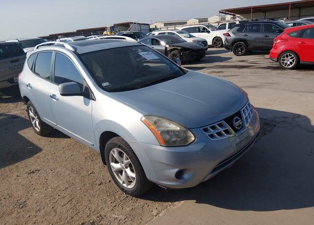 2011 NISSAN Rogue