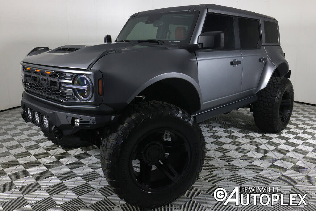 2024 FORD Bronco