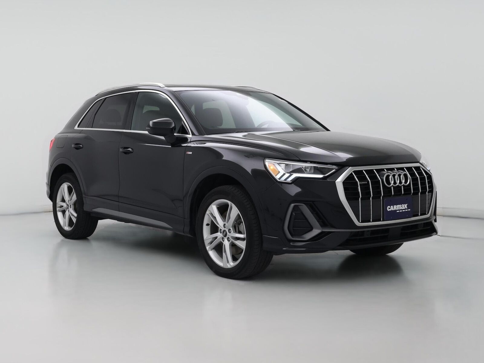 2023 AUDI Q3