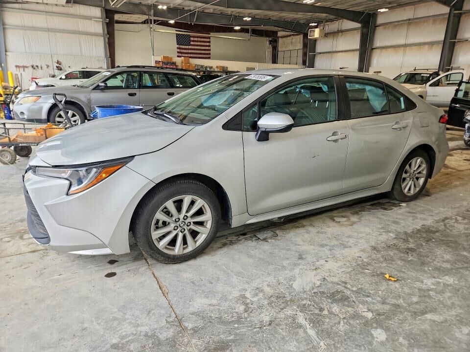 2024 TOYOTA Corolla