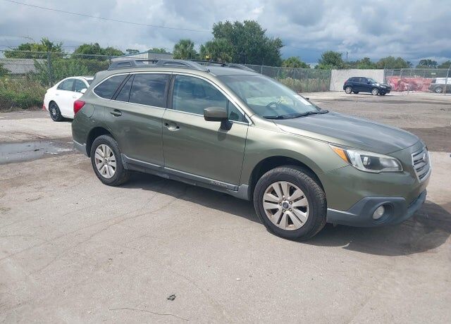2017 SUBARU Outback