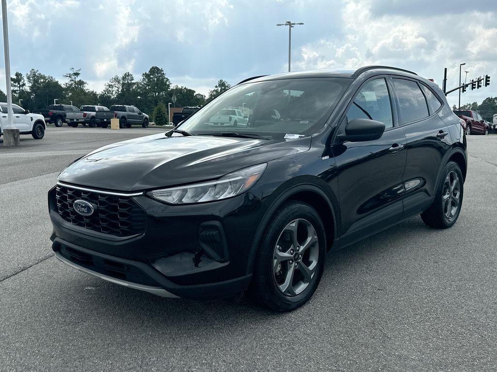 2025 FORD Escape