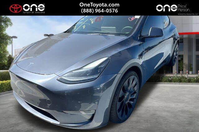 2022 TESLA Model Y