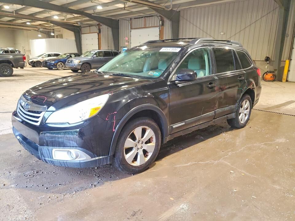 2010 SUBARU Outback