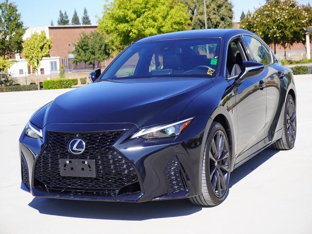 2024 LEXUS IS