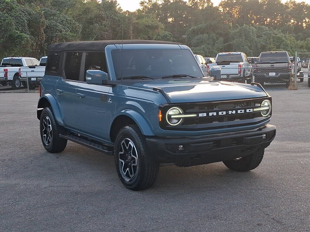 2022 FORD Bronco