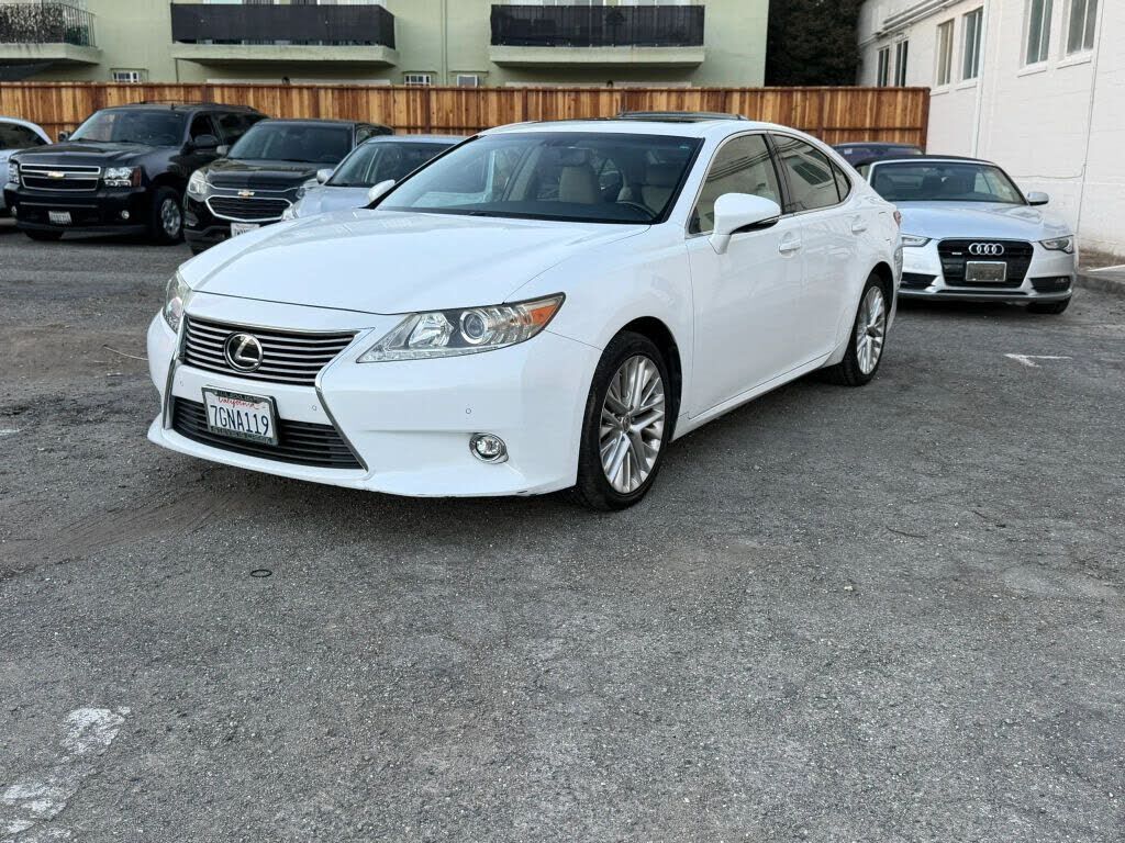 2014 LEXUS ES