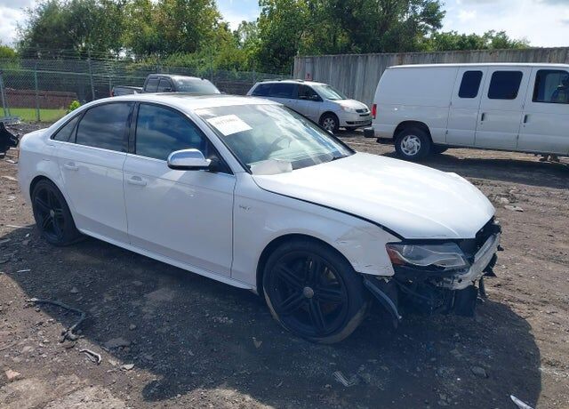 2012 AUDI S4