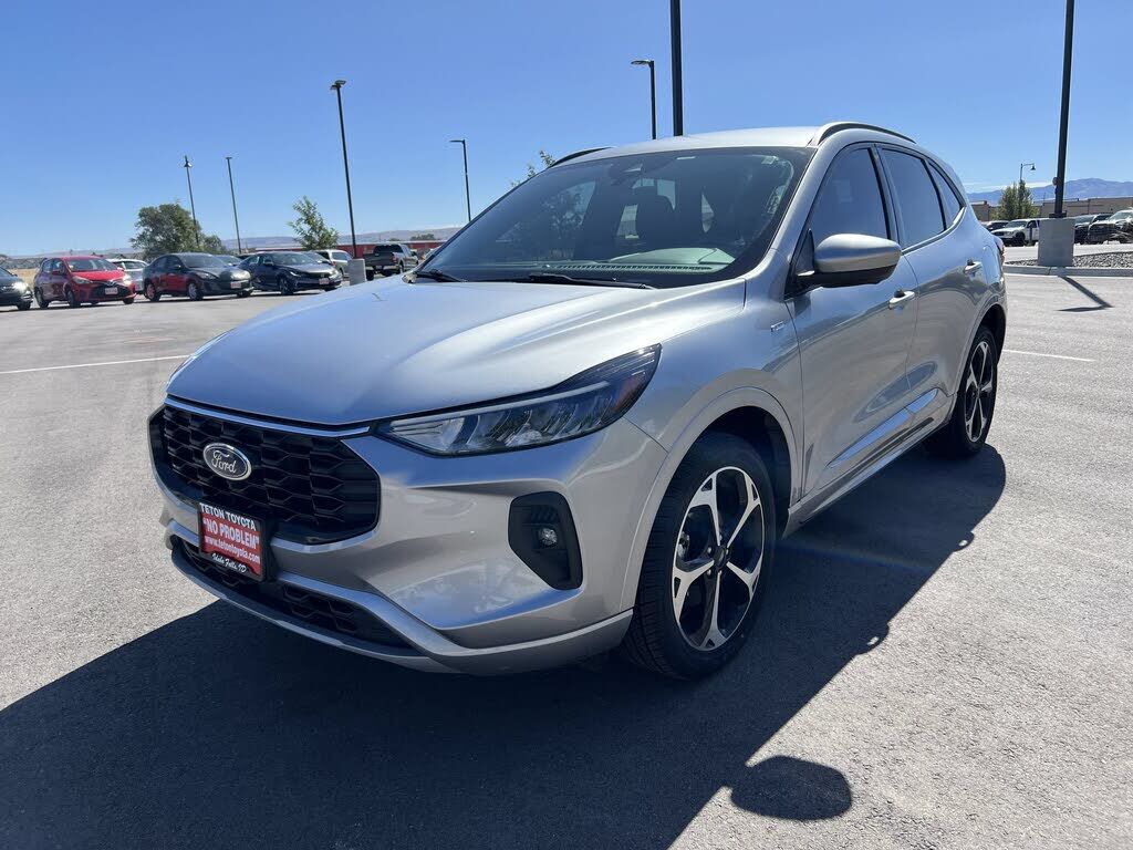 2023 FORD Escape