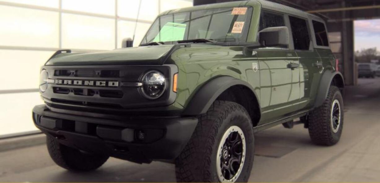 2023 FORD Bronco