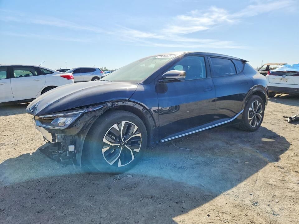 2023 KIA EV6