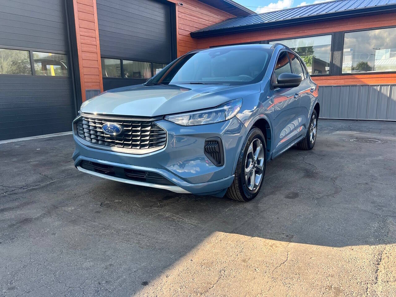 2024 FORD Escape