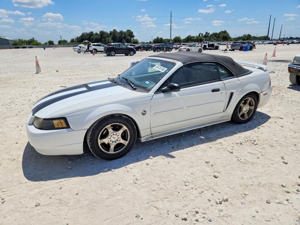 2004 FORD Mustang