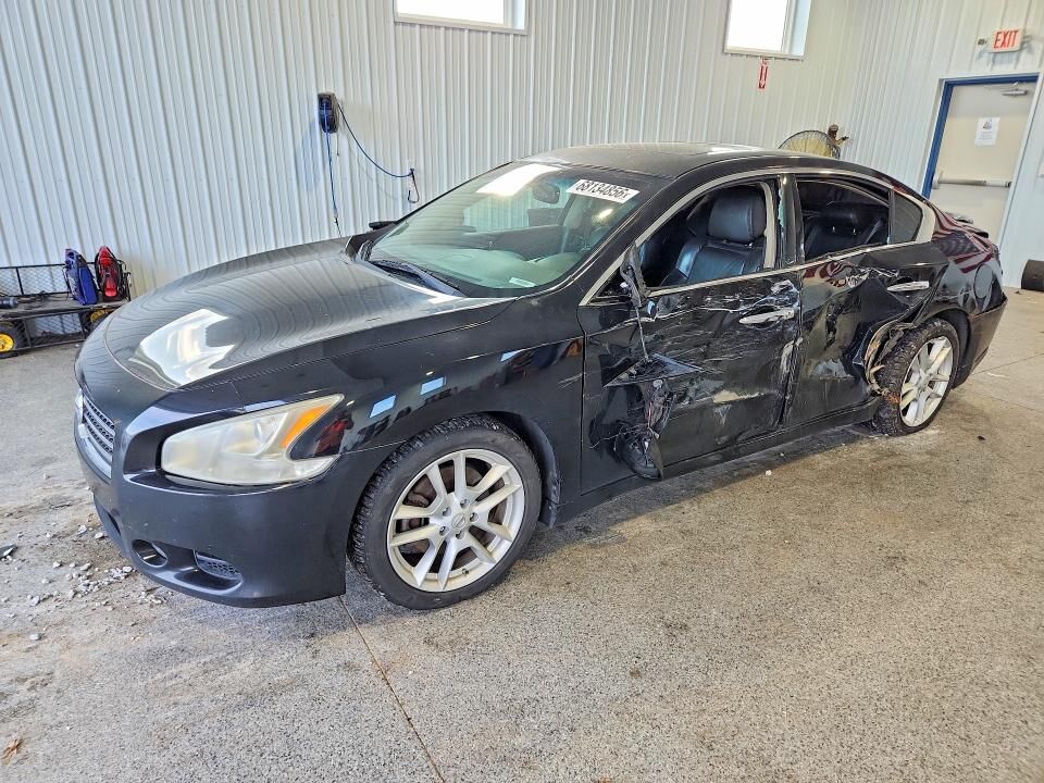 2011 NISSAN Maxima