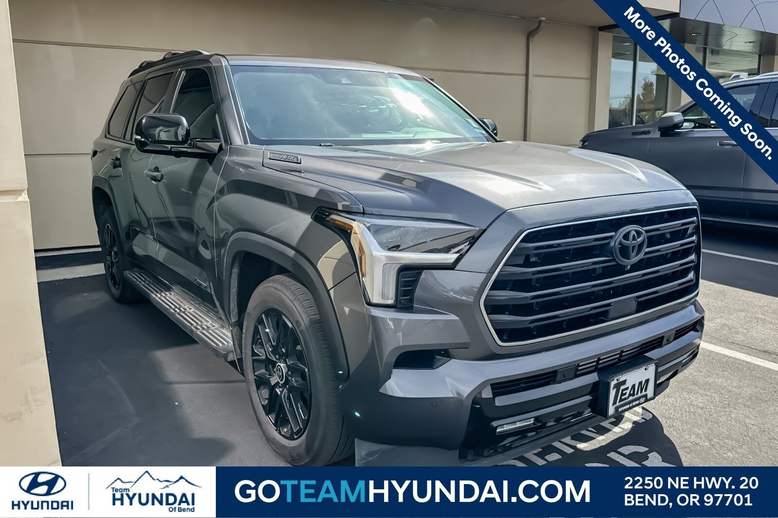 2024 TOYOTA Sequoia
