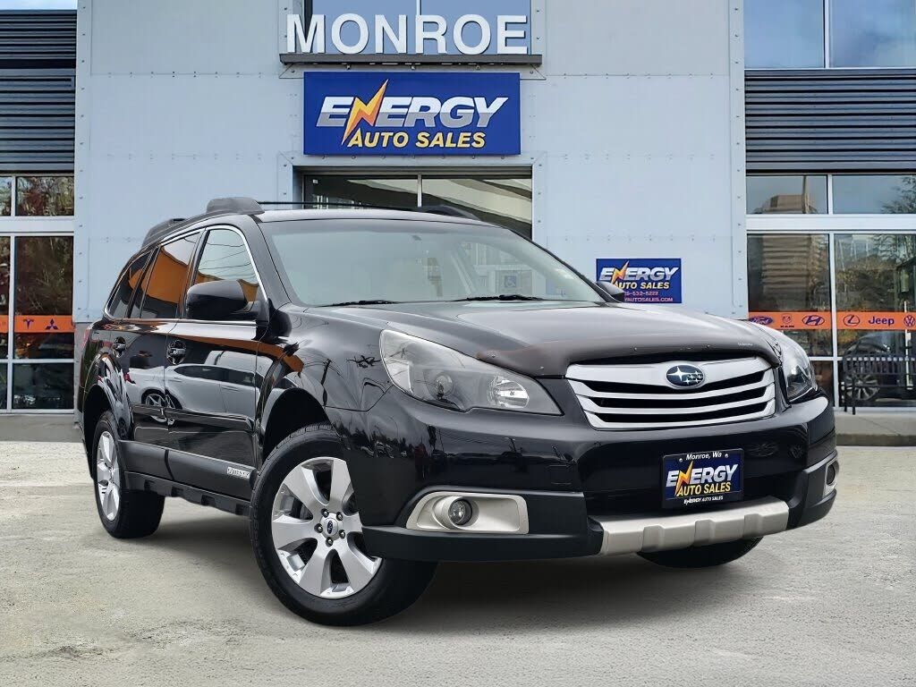 2012 SUBARU Outback