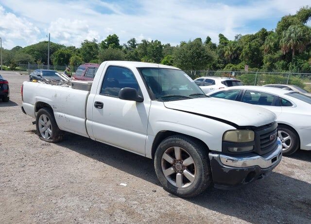 2005 GMC Sierra