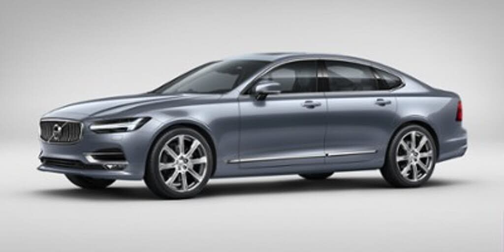 2017 VOLVO S90