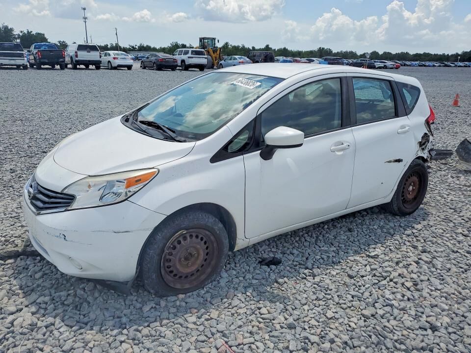 2016 NISSAN Versa