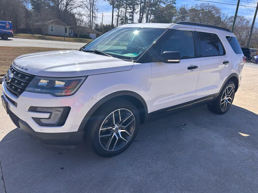2017 FORD Explorer