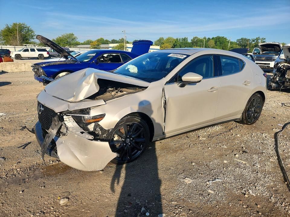 2022 MAZDA Mazda3