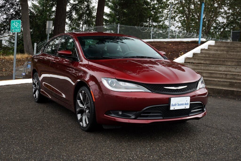 2015 CHRYSLER 200