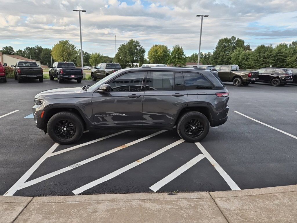 2024 JEEP Grand Cherokee