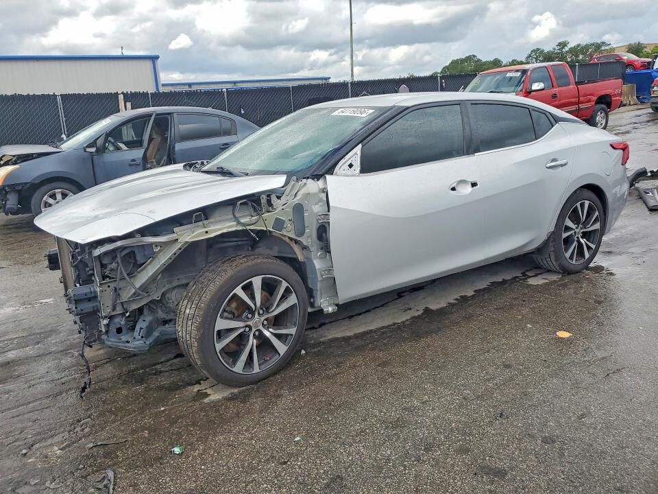 2018 NISSAN Maxima