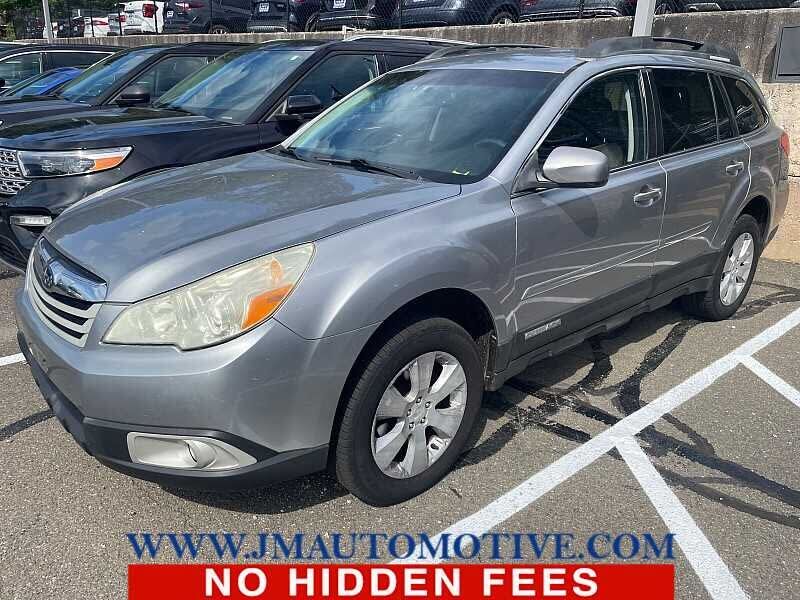 2011 SUBARU Outback