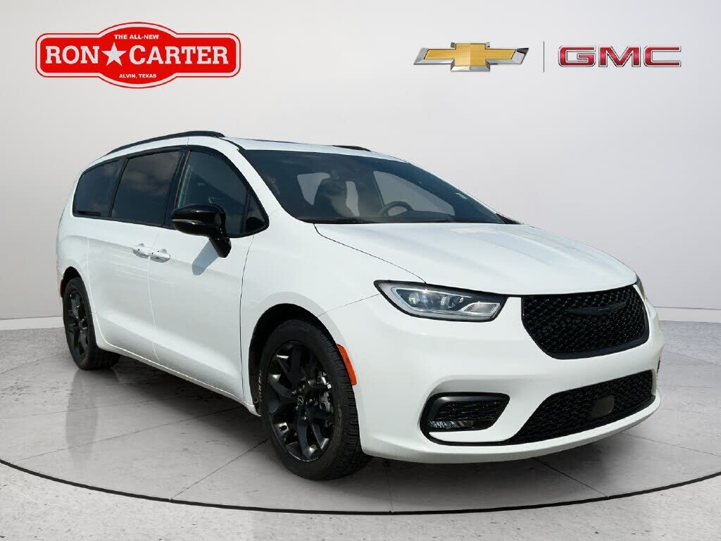 2025 CHRYSLER Pacifica