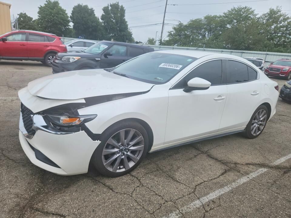 2020 MAZDA Mazda3