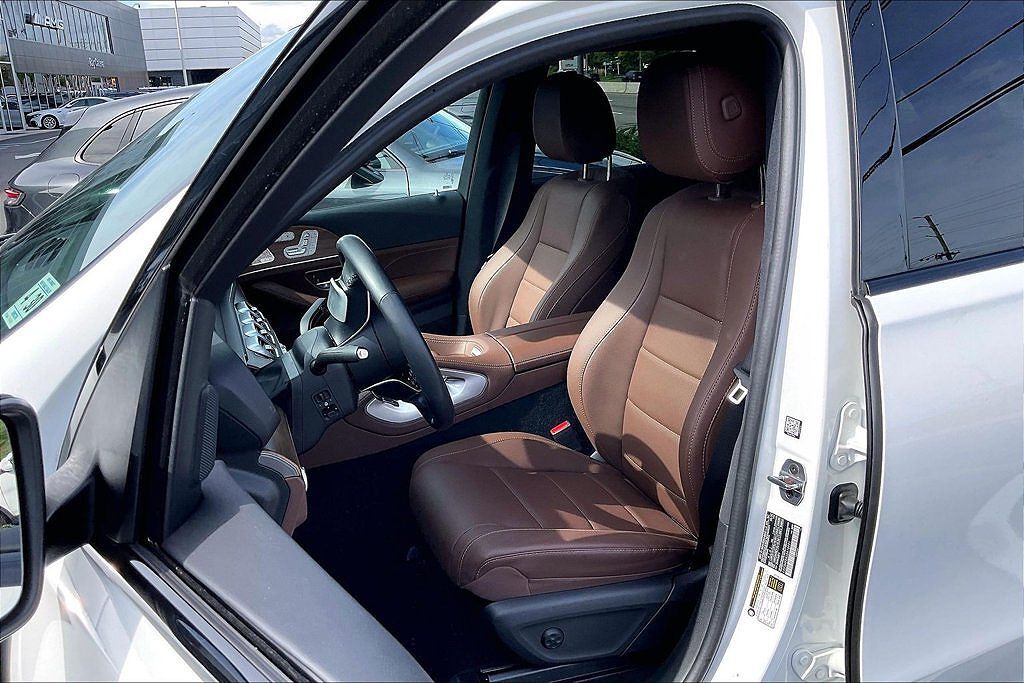 2025 Mercedes-Benz GLE-Class