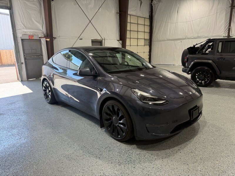2022 TESLA Model Y