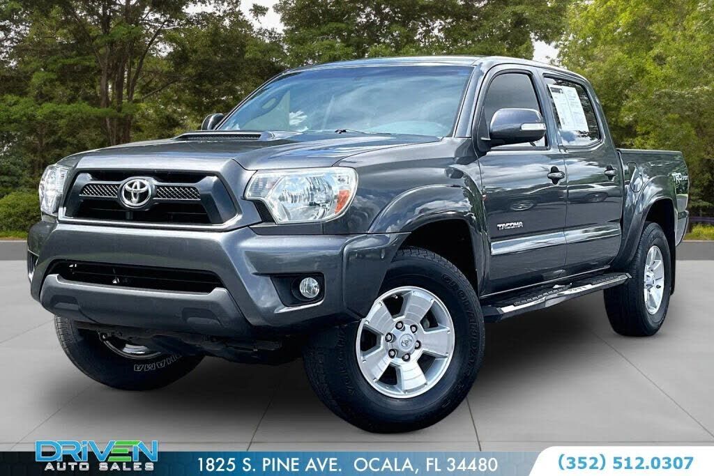 2015 TOYOTA Tacoma