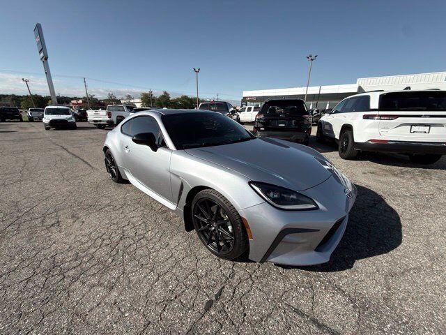 2023 TOYOTA GR86