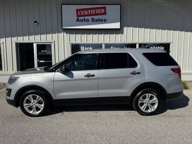 2017 FORD Explorer