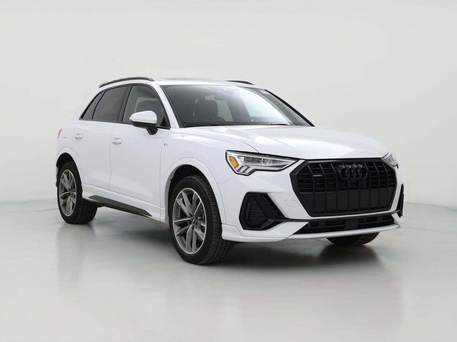 2022 AUDI Q3