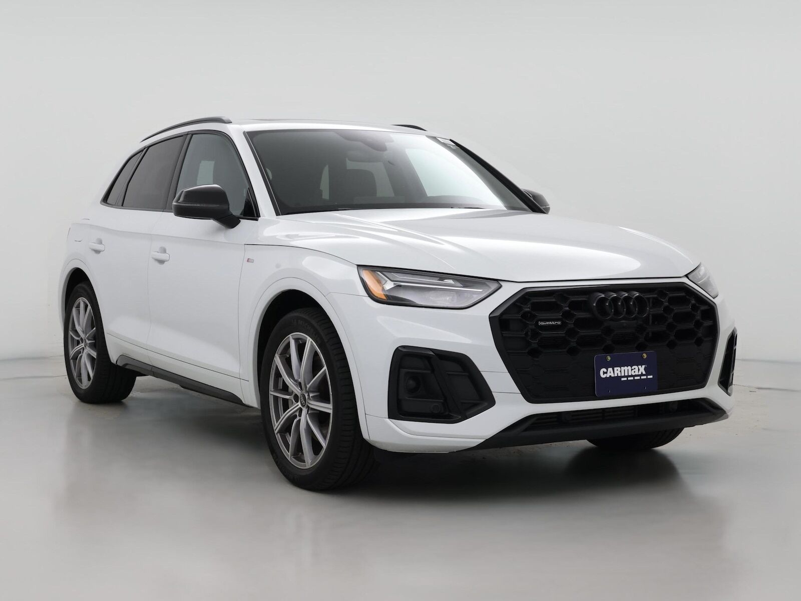 2023 AUDI Q5 e